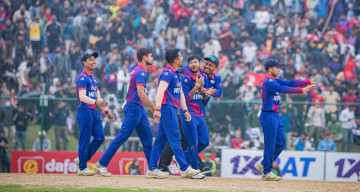 उपाधिका लागि यूएईद्वारा नेपाललाई ११८ रनको लक्ष्य